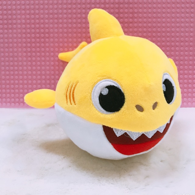 Thú bông baby shark phát nhạc