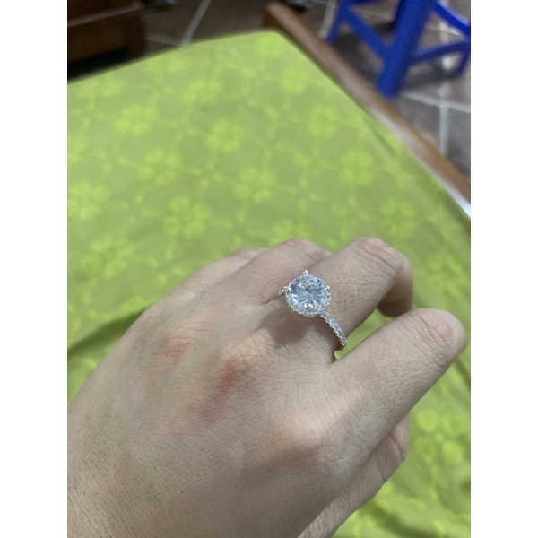 Nhẫn đính đá trắng 7ly viền đá nhỏ bạc nmj