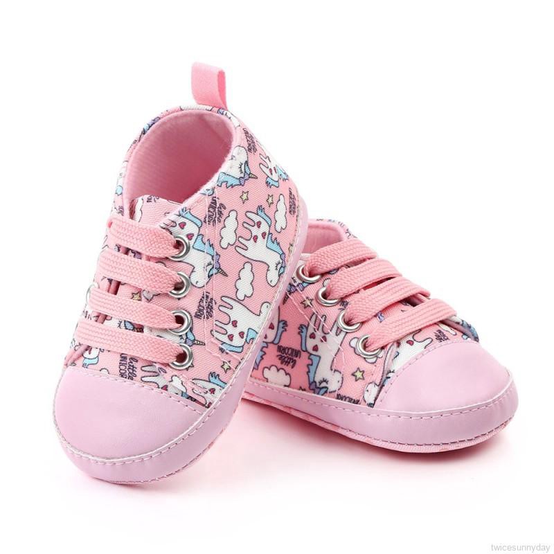 Giày Sneaker tập đi chống trượt cho bé