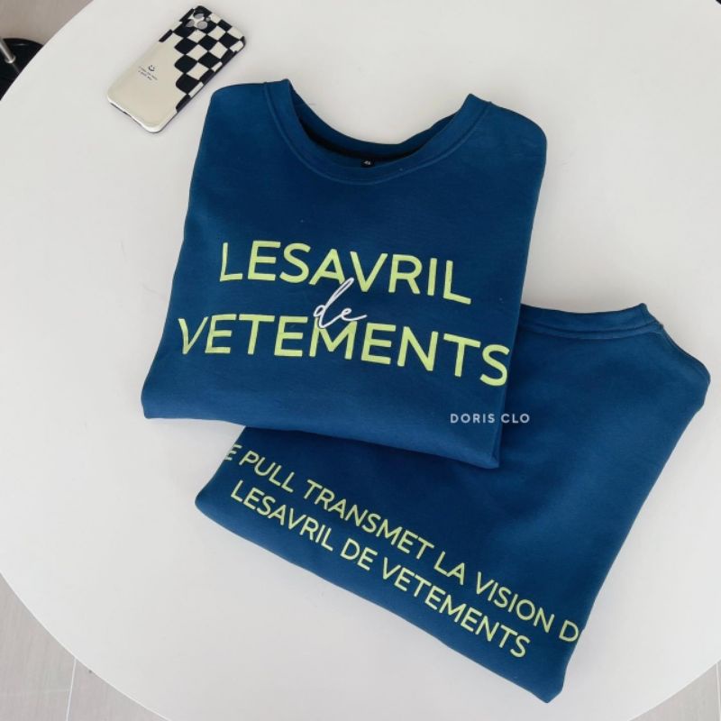 Áo Sweater in Chữ LESAVRIL Nam Nữ Form Rộng, Áo Tay Bồng Dài Unisex Chất Nỉ Bông Dày Mềm Mịn