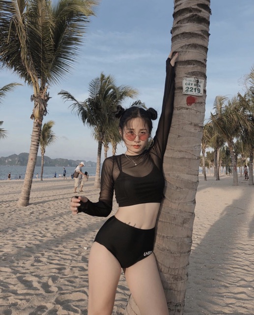 [BKN252] &lt;HÀN&gt; SET BIKINI 3 MÓN ĐEN USRONNIE KÈM ÁO DÀI TAY KIỂU HÀN (CÓ GỌNG) (CẠP CAO)