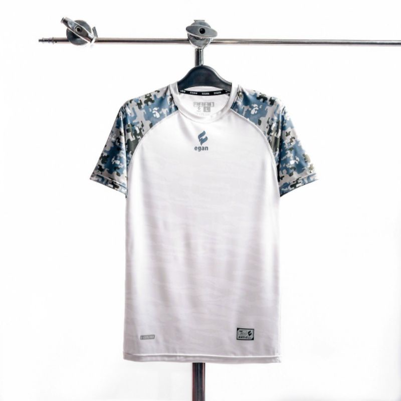Áo thể thao Camo-Fit
