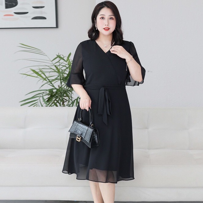 Đầm Váy Công Sở Big Size MAIHOUSE Chất Voan Cổ Chữ V Tay Lửng Bèo Phối Dây Eo Màu Đen, Trắng, Nude - D2362