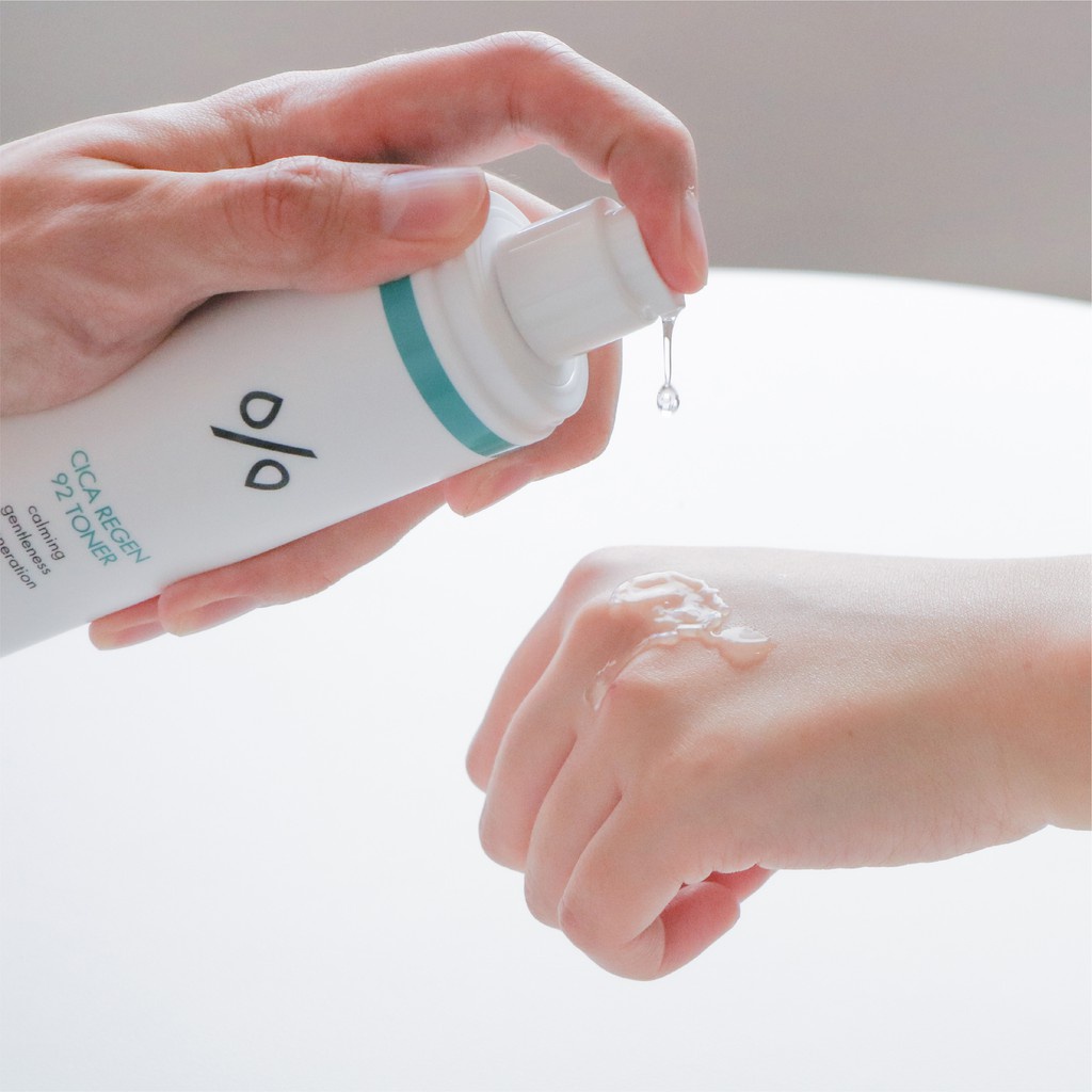 Nước Cân Bằng Dr.Ceuracle Cica Regen 92 Toner Chiết Xuất Rau Má Làm Dịu Làn Da 120ml