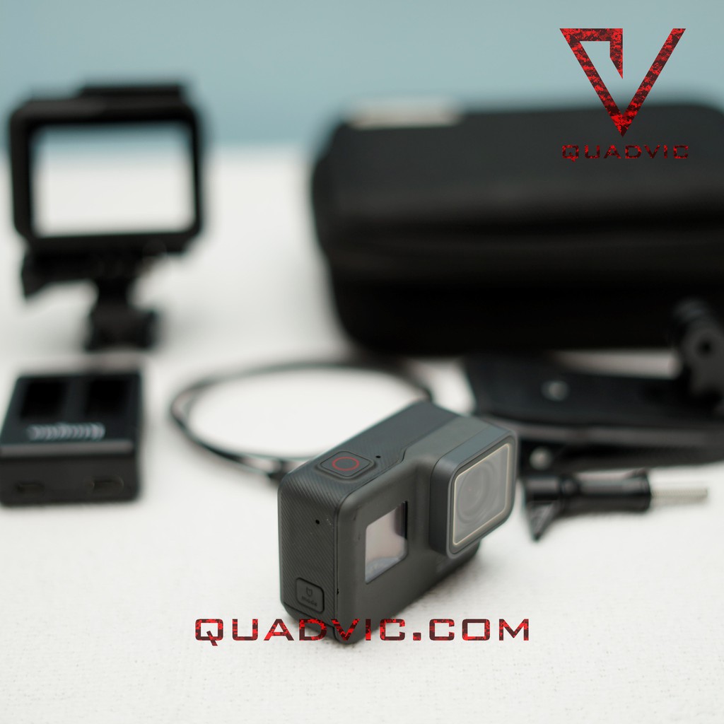 Combo máy quay action camera Gopro 5 hero 5 black + thẻ nhớ 32GB +bộ phụ kiện NZ00004 QUADVIC
