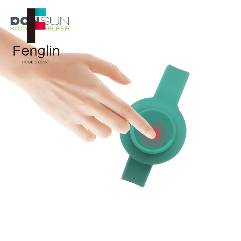 [Hàng mới về] đựng nước rửa tay Vòng đeo tay silicon khử trùng không cần rửa tay đựng nước chai nước hoa