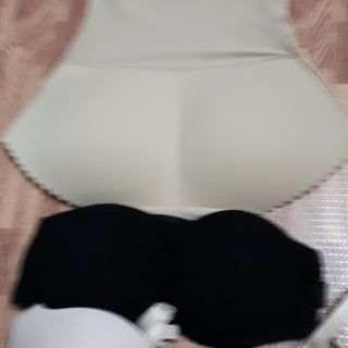 Combo 1 quan độn mong , 2 áo lot live