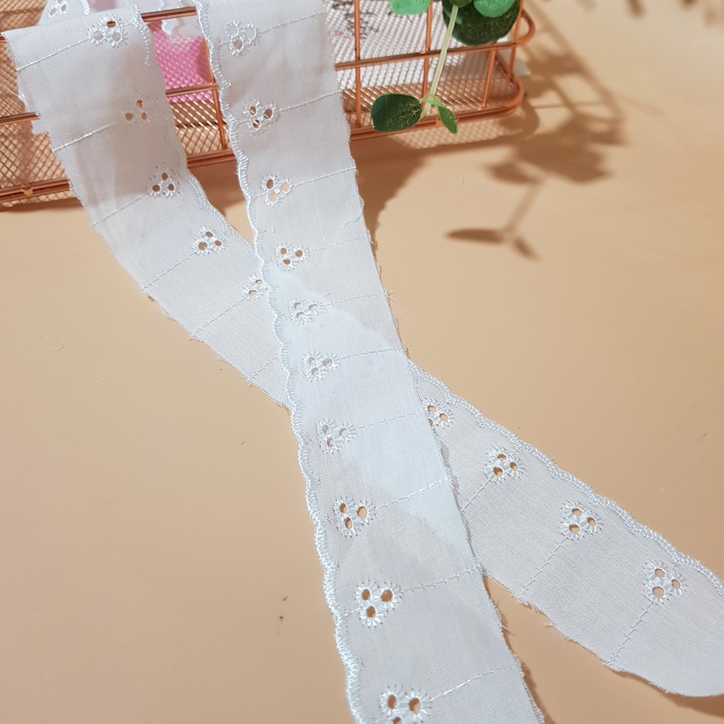 [Rộng 4.5cm] Cuộn dây ren viền dùng trang trí quần áo chất liệu vải thô boi trắng maihoafabric