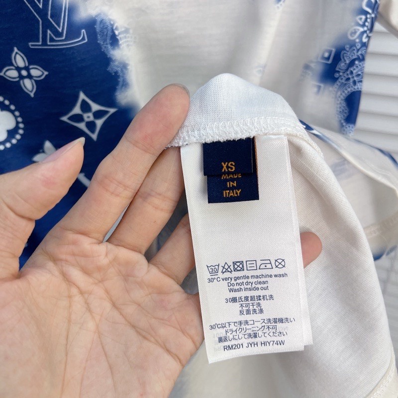Áo Tee Luon Vuituoi MONOGRAM BANDANA PRINTED T-SHIRT Cao Cấp Full Tag Túi