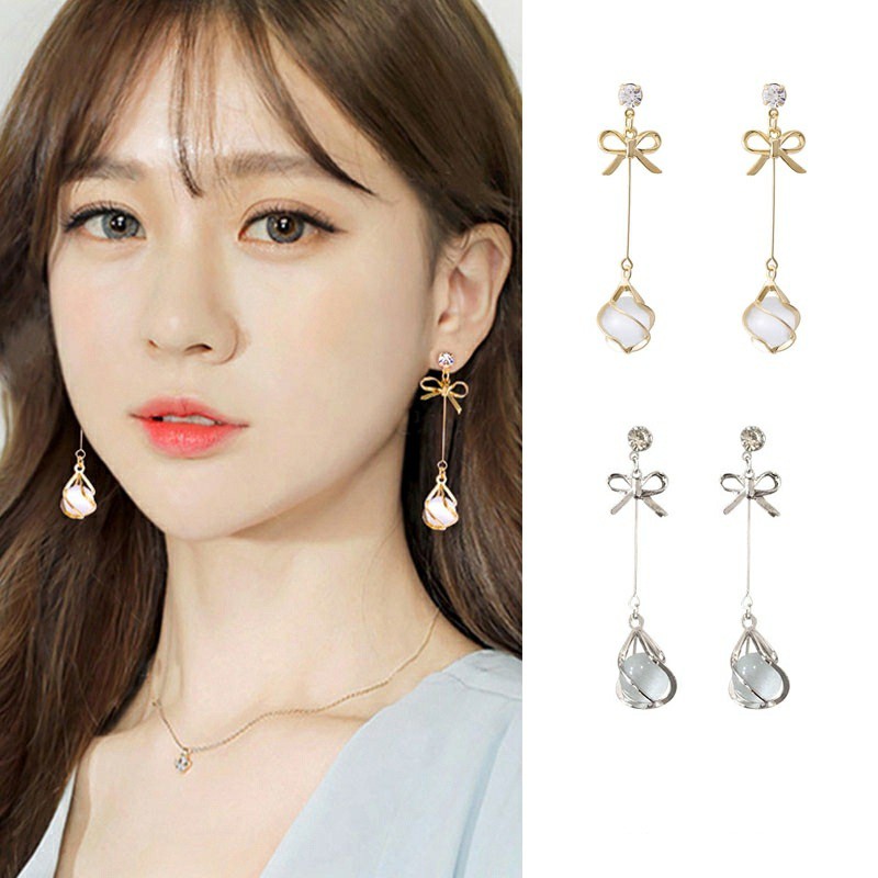 Khuyên tai dáng dài gắn đá Opal