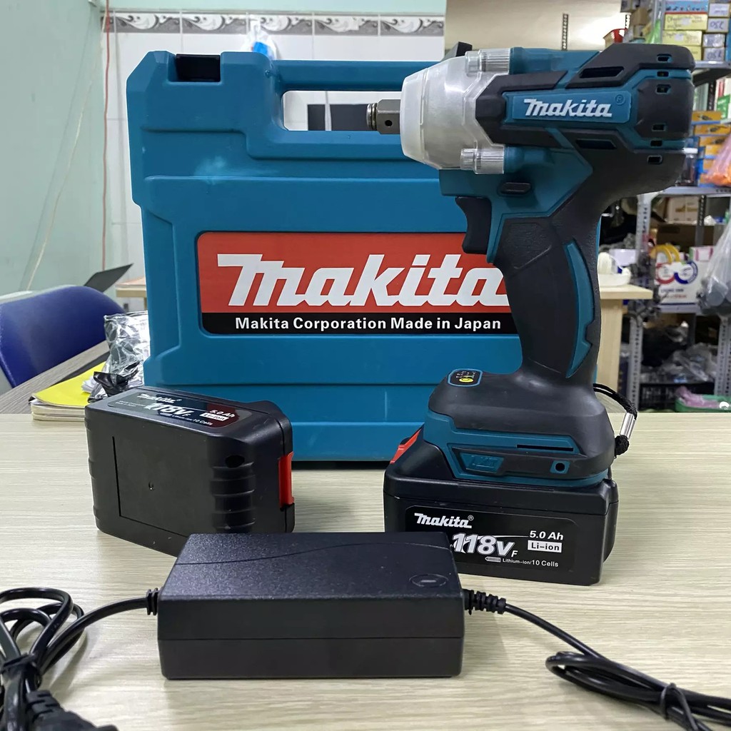 Máy siết bulong pin Makita 118V IW330DWE motor từ không chổi than (2 pin 1 sạc) - Tặng bộ đầu chuyển ra khoan và vít