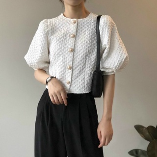 Áo kiểu tay phồng cúc ngọc