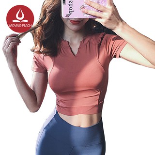 Áo thun thể thao MOVING PEACH tay ngắn cổ chữ V