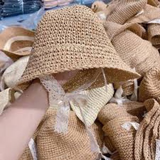Mũ cói Ajuma đi biển cho bé