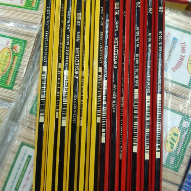 HỘP BÚT CHÌ ĐƯC STAEDTLER