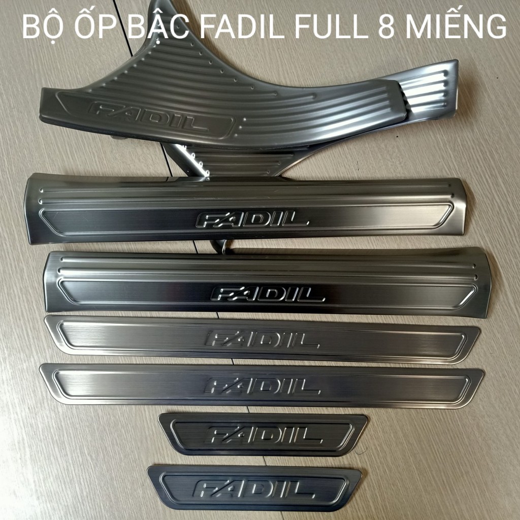 Ốp chống xước bậc cửa lên xuống xe VINFAST FADIL ốp inox sơn titan chống xước