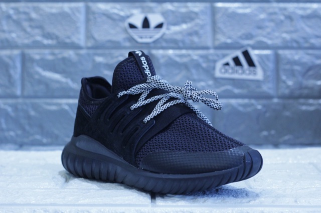 Giày Adidas Tubular Radial đen 100% chính hãng