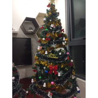 Cây thông noel 1m8 full phụ kiện và đèn LED mẫu 2021