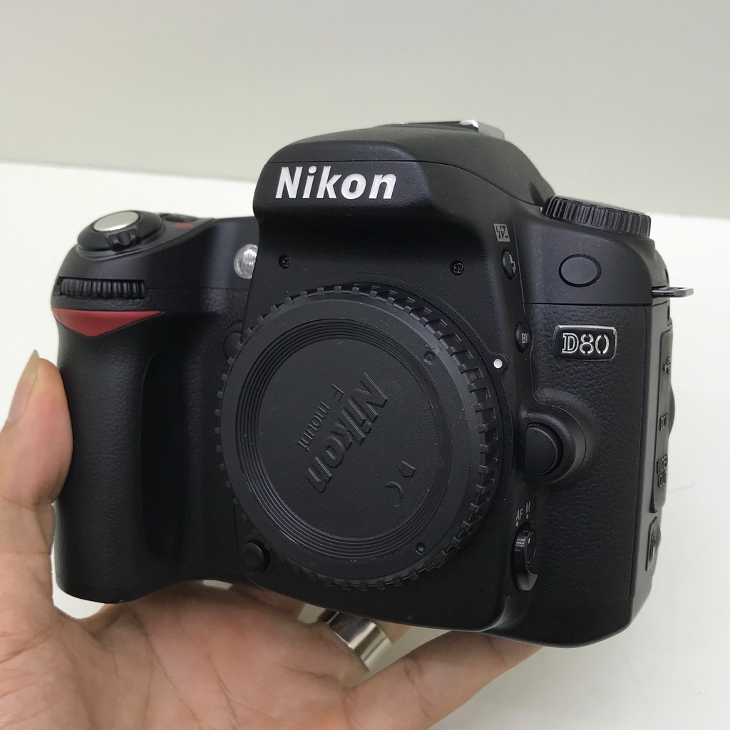 Bộ máy ảnh nikon D80 ống kính 35-70 mới 98%