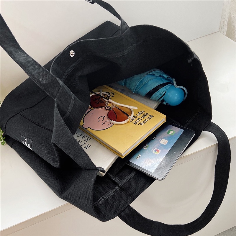 Túi Xách Đeo Vai Vải Canvas Cỡ Lớn Màu Đen Thời Trang Cho Nữ