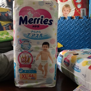 Tã dán meries xl44 miếng