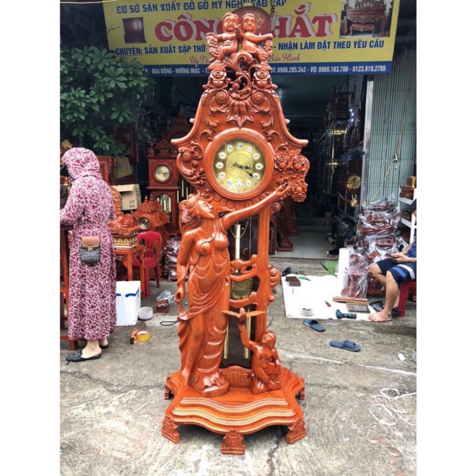 Đồng Hồ Cô Tiên Kê Phòng Khách Gỗ Hương Cao 217 Rộng 87cm
