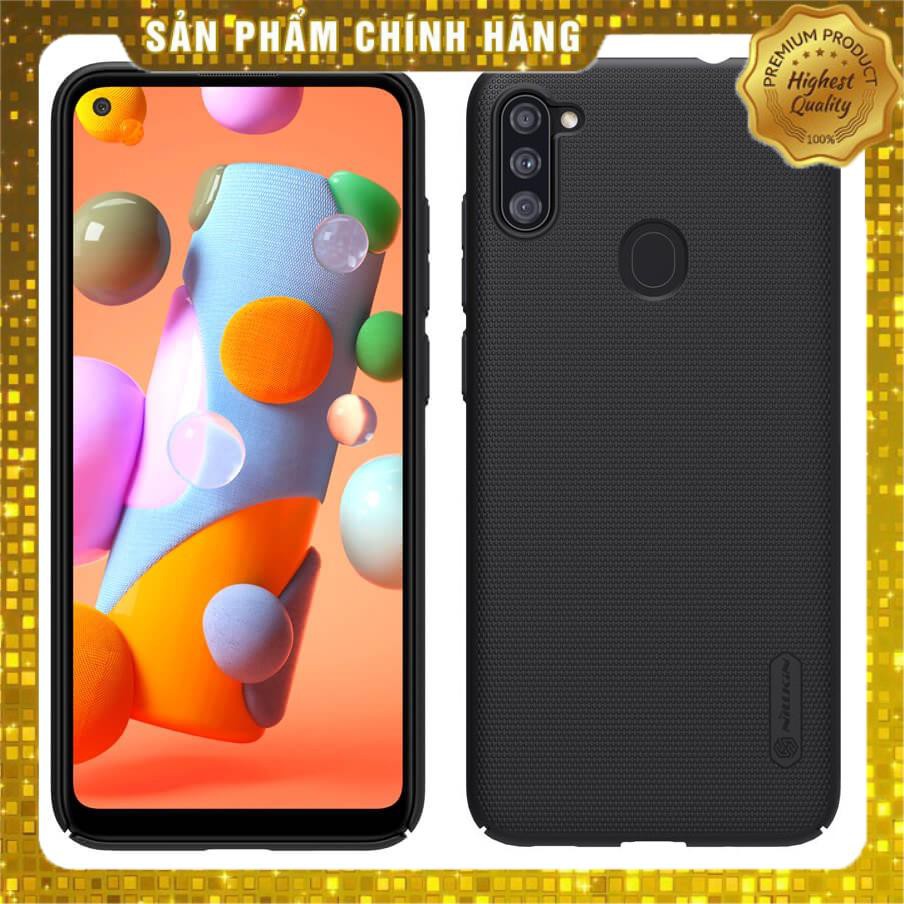 Ốp Lưng Sần Chống Sốc Cho Samsung Galaxy A11 hiệu Nillkin (tặng kèm giá đỡ hoặc miếng dán từ tính) - Chính hãng