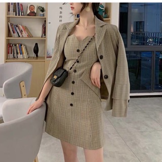 Set váy kẻ+ áo vest