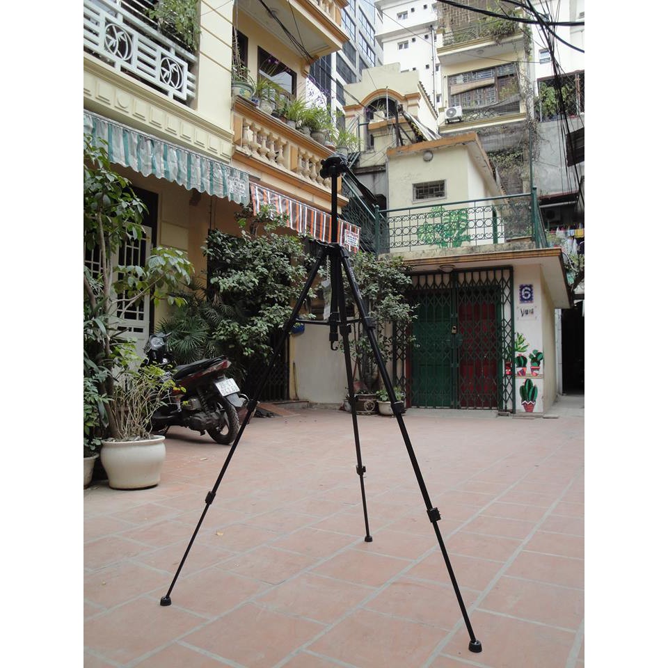 Chân máy ảnh - Tripod Yunteng VCT 690RM