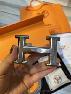 Thắt lưng Hermes 2 mặt đeo thay đổi