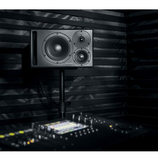 Loa Kiểm Âm Phòng Thu Dynaudio Core-47 7 inch 3-way Powered Studio Monitor (Bên Phải)