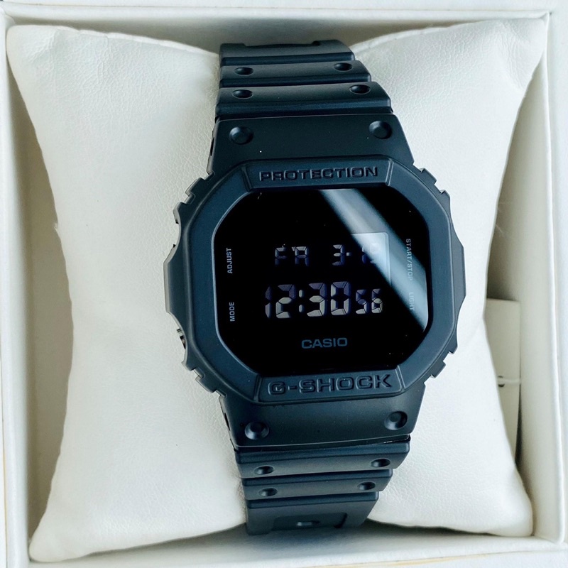 Đồng hồ nam Casio Gshock DW-5600bb-1 chính hãng