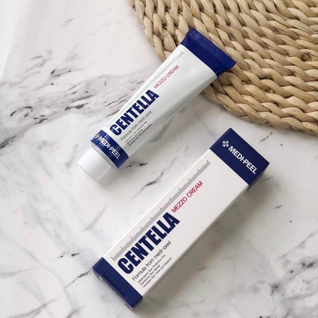 Kem Rau Má Dưỡng Ẩm Ngăn Ngừa Mụn Phục Hồi Da MEDI PEEL CENTELLA MEZZO CREAM