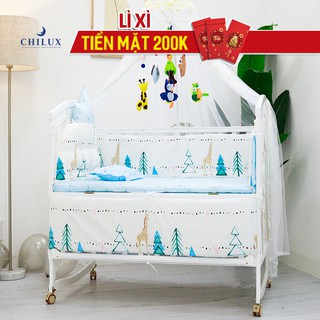 Nôi cũi gỗ màu trắng thương hiệu Chilux - Tặng kèm mùng xinh xắn, và bộ quà tặng hấp dẫn cho bé