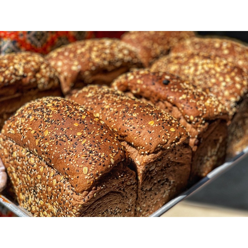 Bánh mì đen ngũ cốc