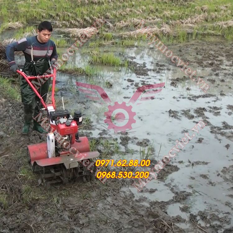 Máy xới đất mini cho gia đình chạy xăng phay trước