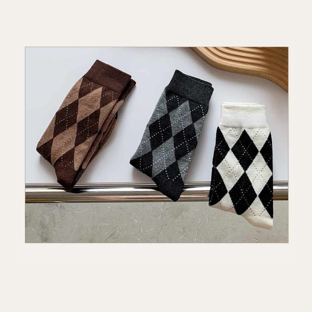 Tất vớ cổ cao hoạ tiết quả tám cotton dày dặn phong cách Hàn Quốc HAMYN