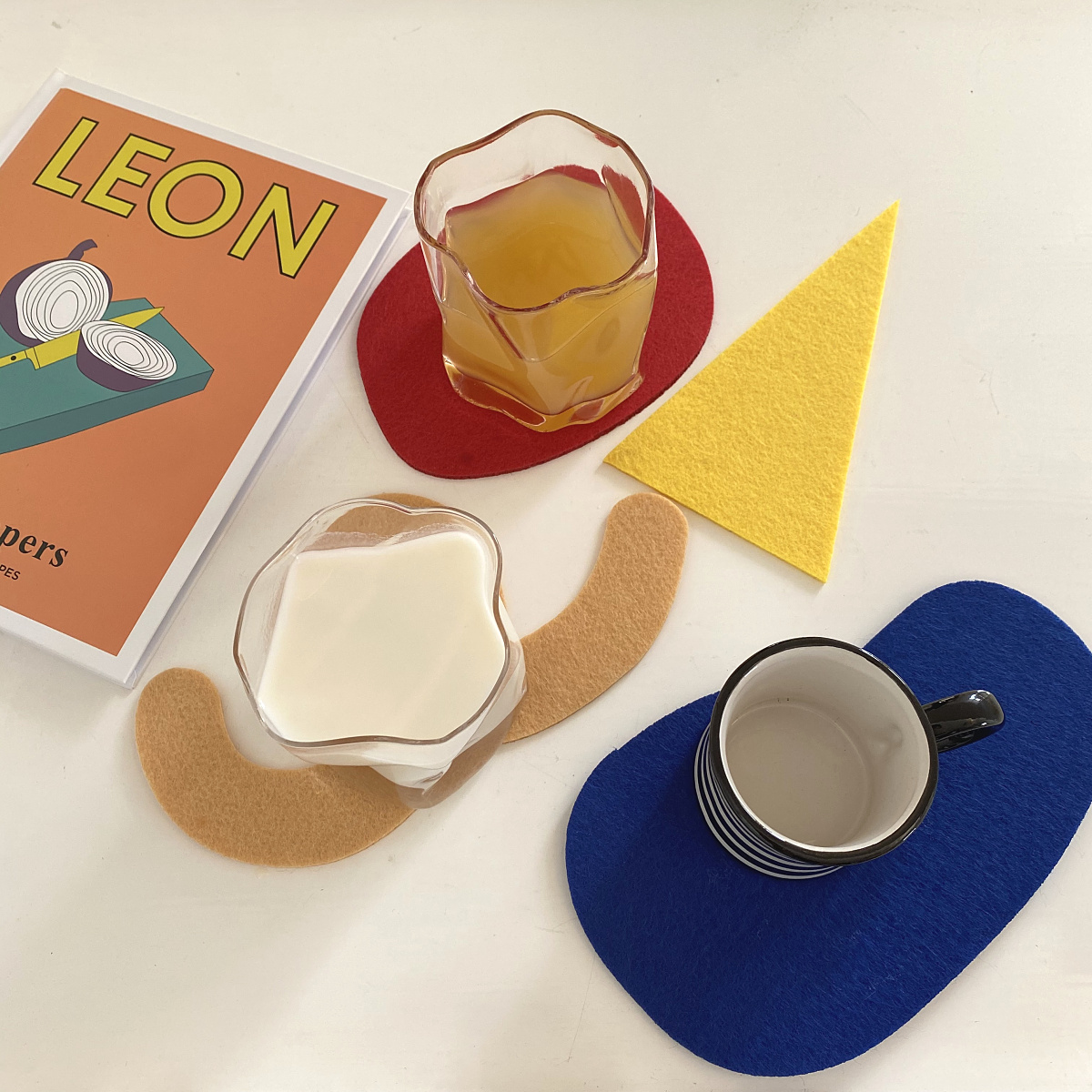 Set 4 Miếng Lót Ly Bằng Len Xinh Xắn