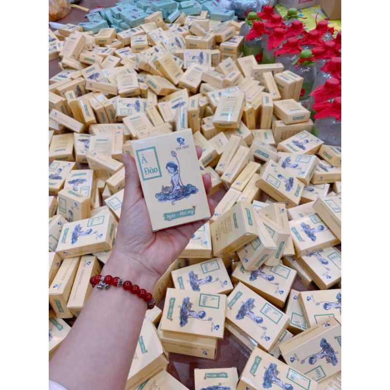 Xà bông nghệ, mướp đắng, xà phòng thiên nhiên handmade giảm mụn lưng, mờ thâm, sáng da Ả Đào chính hiệu MỘC NHAN 100gr | BigBuy360 - bigbuy360.vn