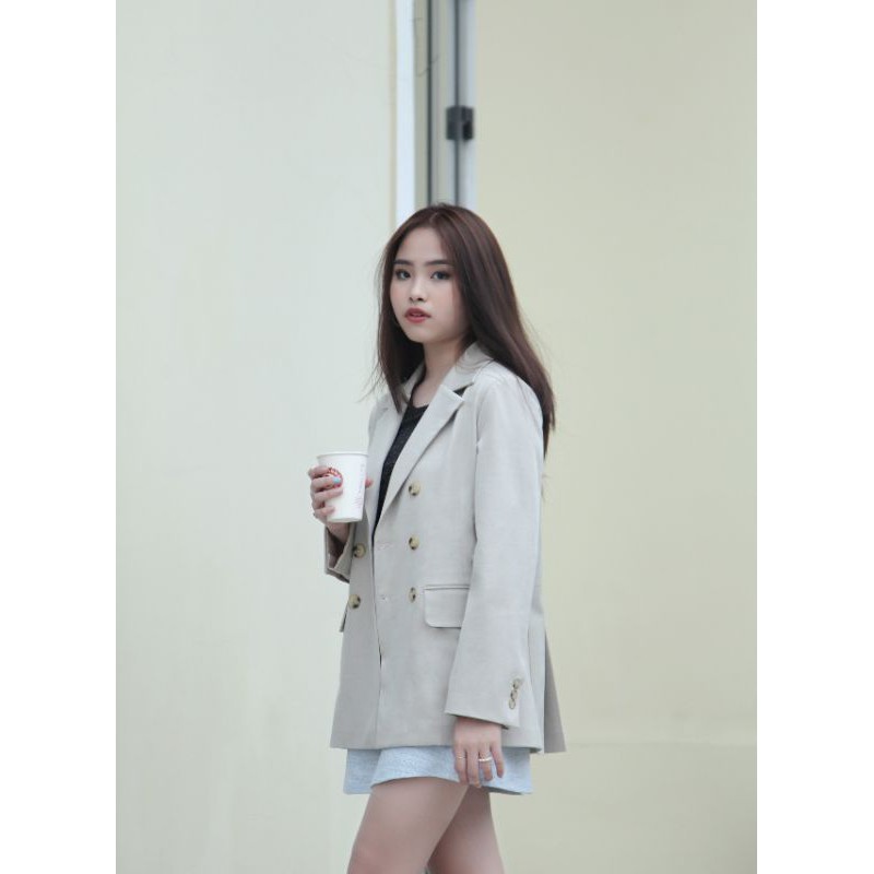DESI BLAZER - áo blazer trẻ trung thanh lịch màu trắng ngà