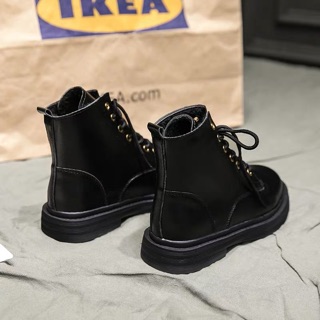 sẵn boots nữ dáng basic dễ phối đồ (giá thanh lý)