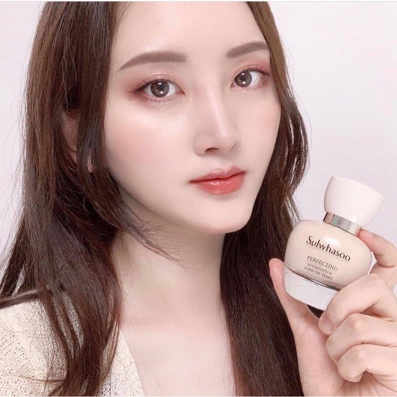 Kem Nền Sulwhasoo Perfecting Foundation SPF17/PA+🌿SIÊU VIP🌿mỏng nhẹ-tự nhiên-dưỡng tốt siêu cao cấp chai 35ml | BigBuy360 - bigbuy360.vn