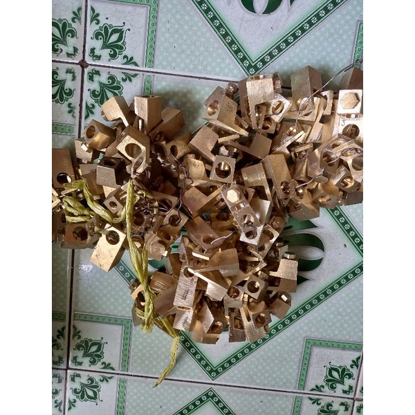 Đầu cose đồng xiết cáp 25mm2 -> 70mm2