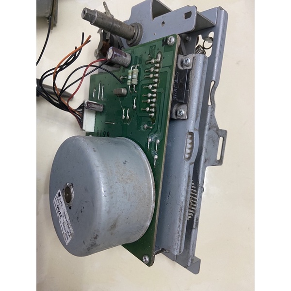 Motor bldc trục 8mm công suất 30w zin chưa đấu dây