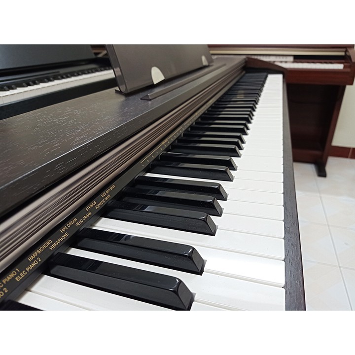 Đàn Piano điện CASIO PX 700
