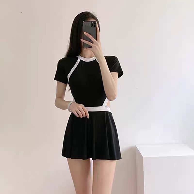 ĐỒ BƠI NỮ MỘT MẢNH LIỀN THÂN VÁY XOÈ QUẦN ĐÙI TRONG KÍN ĐÁO CÓ SIZE THUN HÀN LẠNH NHẬP KHẨU -MOM212
