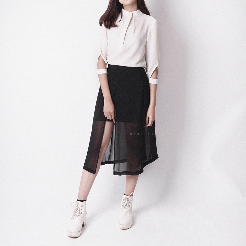 Chân váy xẻ dài nữ vải chiffon màu đen MADELEN