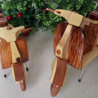 XE VESPA MÔ HÌNH Gỗ