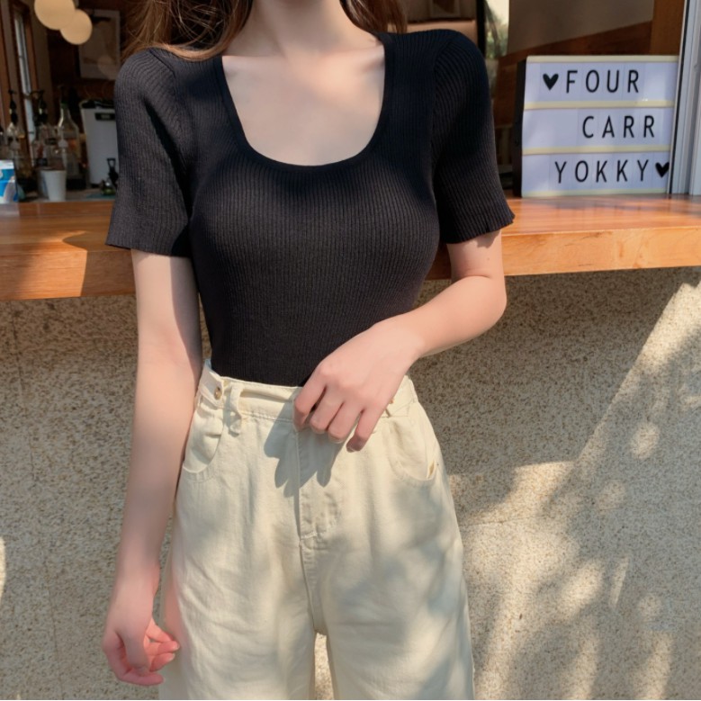 Áo Croptop Cổ Vuông Len Gân Dáng Ôm