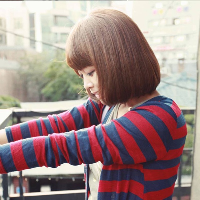 Tóc giả nguyên đầu ngắn mái ngố tặng lược + lưới